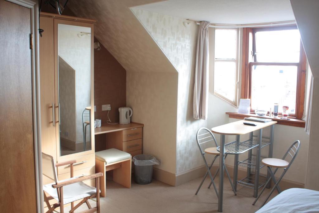 Harbour House Bed & Breakfast - Wick Wick  Zimmer foto
